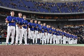 2024年世界12強棒球賽冠軍戰，台灣隊擊退日本拿下冠軍。（圖／翻攝自IG @c.c.w____98、遠流出版提供）