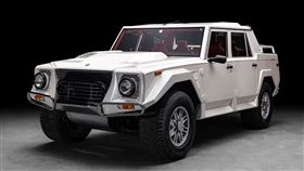 Lamborghini LM002元祖休旅。（圖／翻攝Curated網站）