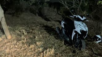 導航帶錯路變荒野驚魂！警消摸黑1HR救人