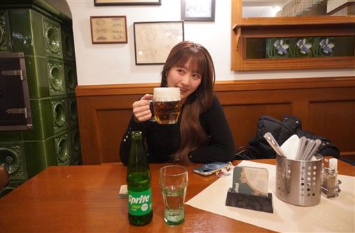 女團成員閃婚遭疑先有後婚　親上火線發聲