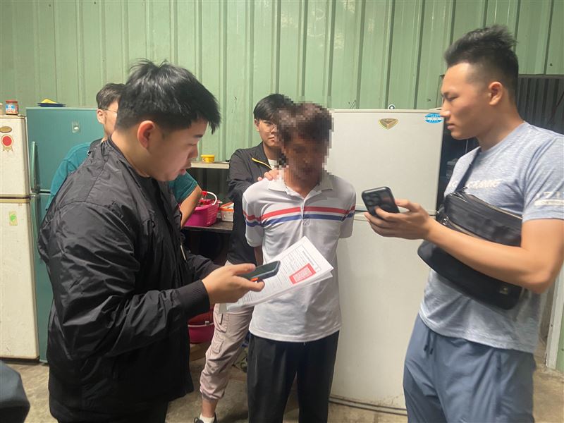 主嫌陳男為了賺5000元，接受境外不明犯嫌指示協助運毒。（圖／翻攝畫面）