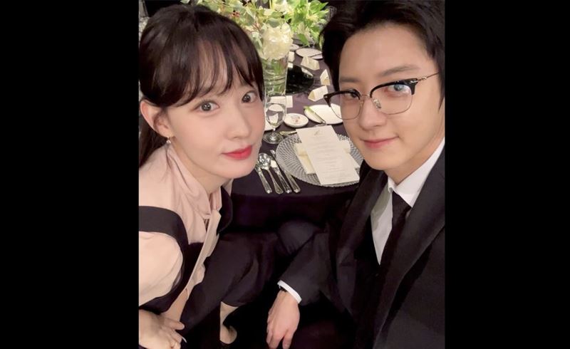 燦烈的姐姐朴宥拉出席隊長SUHO哥哥的婚禮。（圖／翻攝自IG @yooranna）