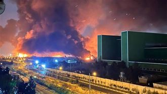 德黑蘭麥拉貝德機場與周邊也遭到空襲。（圖／翻攝自X平台 @DrEliDavid）