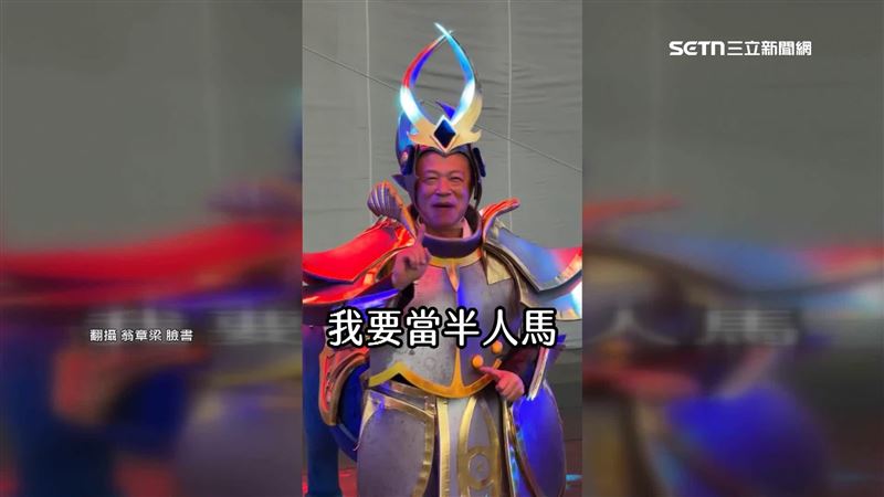 翁章梁參與劇團到大林表演宣傳打廣告。（圖／翻攝自翁章梁臉書）