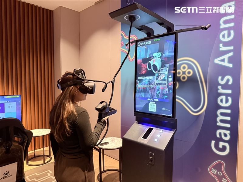 住宿每天皆可使用一次免費VR遊戲體驗。（圖／記者李育道攝影）