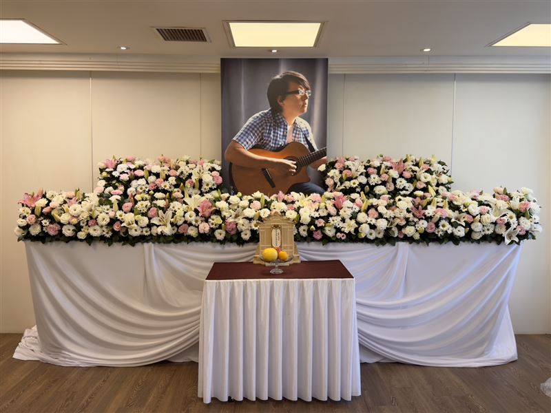 袁惟仁的靈堂佈置曝光。（圖／家屬提供）