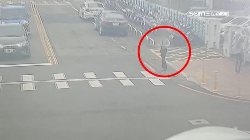 男子在案發後還變裝白襯衫打領帶