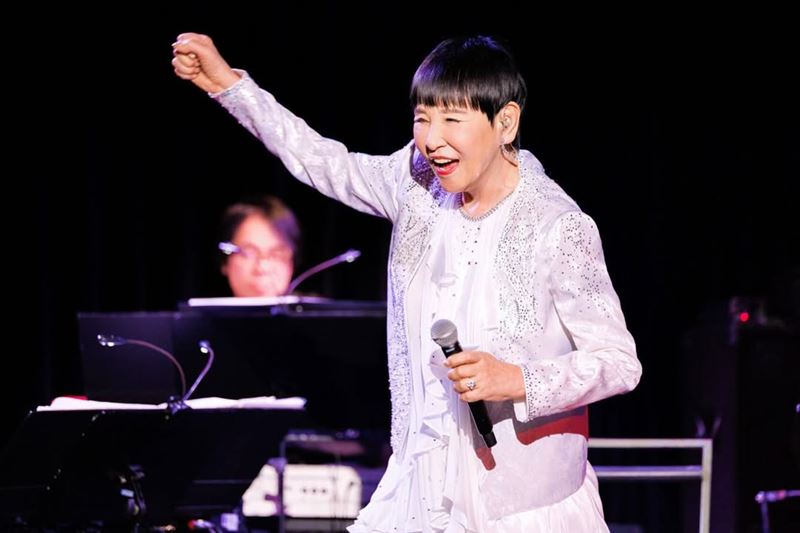 日本演藝圈資深歌手和田秋子。（圖／翻攝自IG @ako50th）