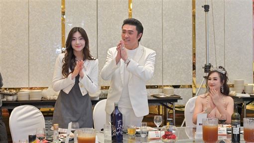 流利英文震撼全場　最美星二代驚人近況曝