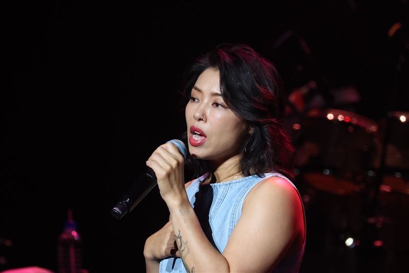 楊烈愛女楊舞子遺傳父親歌喉，演唱日本神曲〈Sukiyaki〉。（圖／記者鄭孟晃攝影）