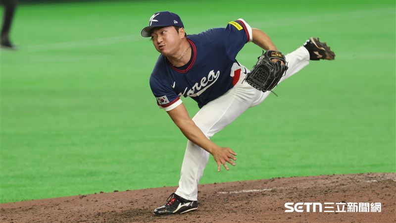 WBC韓日戰，韓國隊第4任投手高佑錫。（圖／特派記者劉彥池攝影）