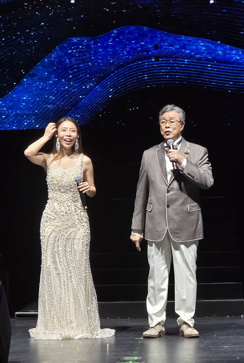 楊烈邀請鍾綺擔任演唱會嘉賓。（圖／印太戰略智庫提供）