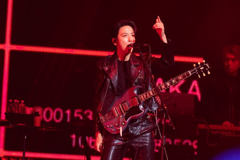 CNBLUE主唱鄭容和努力以中文與台語和現場BOICE（官方粉絲名）互動。（圖／和協整合行銷提供）