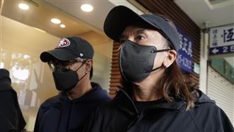 袁惟仁靈堂開放第2天 第一個到場藝人曝光