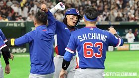 WBC台韓戰，台灣隊三壘手張育成炸裂陽春砲。（圖／特派記者劉彥池攝影）