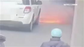 A人孔蓋爆炸1800