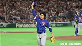 WBC台韓戰，台灣隊投手教練林岳平上場換下第3任投手孫易磊。（圖／特派記者劉彥池攝影）