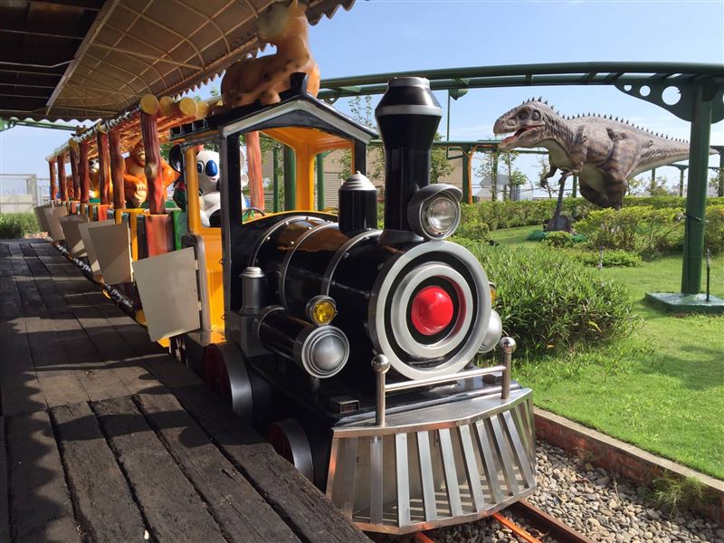 營運近9年陪伴許多小孩長大，功成身退，流下時代眼淚。（圖／翻攝自恐龍探索樂園臉書）