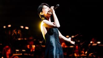 曹雅雯昔暴瘦認不出　裸背開唱真實體重曝