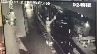 負責人疑欠債跑路　西門火鍋店遭蛋洗噴漆