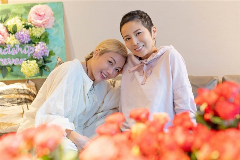 吳文忻（右）、彭秀慧（左）6歲認識到現在。（圖／翻攝自彭秀慧IG）