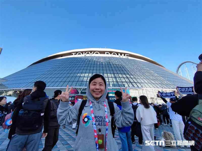 不論是親自飛往東京巨蛋,用震耳欲聾的吶喊聲宣示主場的應援大軍,還是世界各地自發性號召的直播派對,台灣人的團結跨越了地理國界,而這就是所謂的「台灣精神」!(圖/江佳蒨 Q醬授權提供)