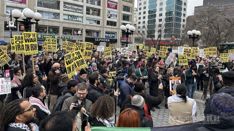 伊朗戰爭滿一週　支持與反對者在全球示威