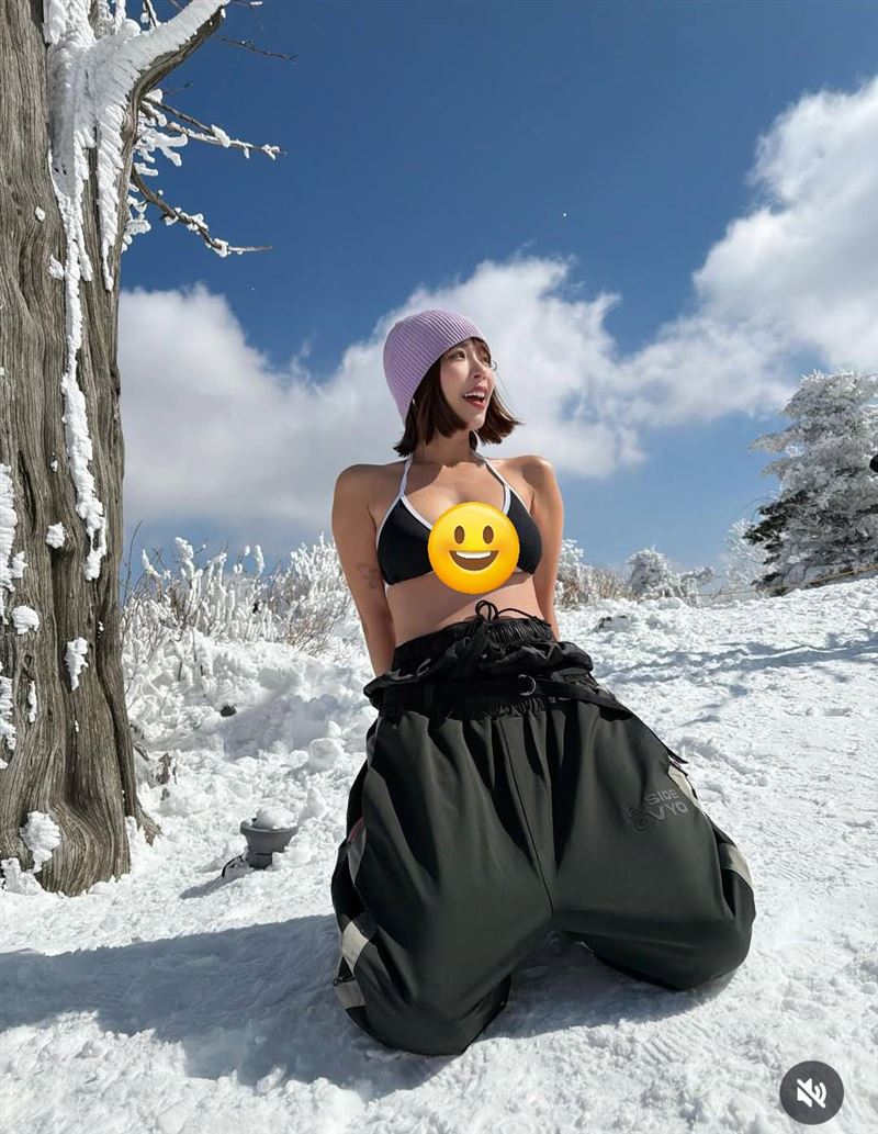 一隻阿圓辣露豐滿上圍。（圖／翻攝自IG）