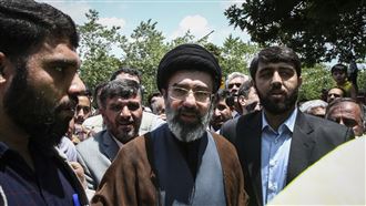 最高領袖出爐？伊朗遴選委員會暗示他接班