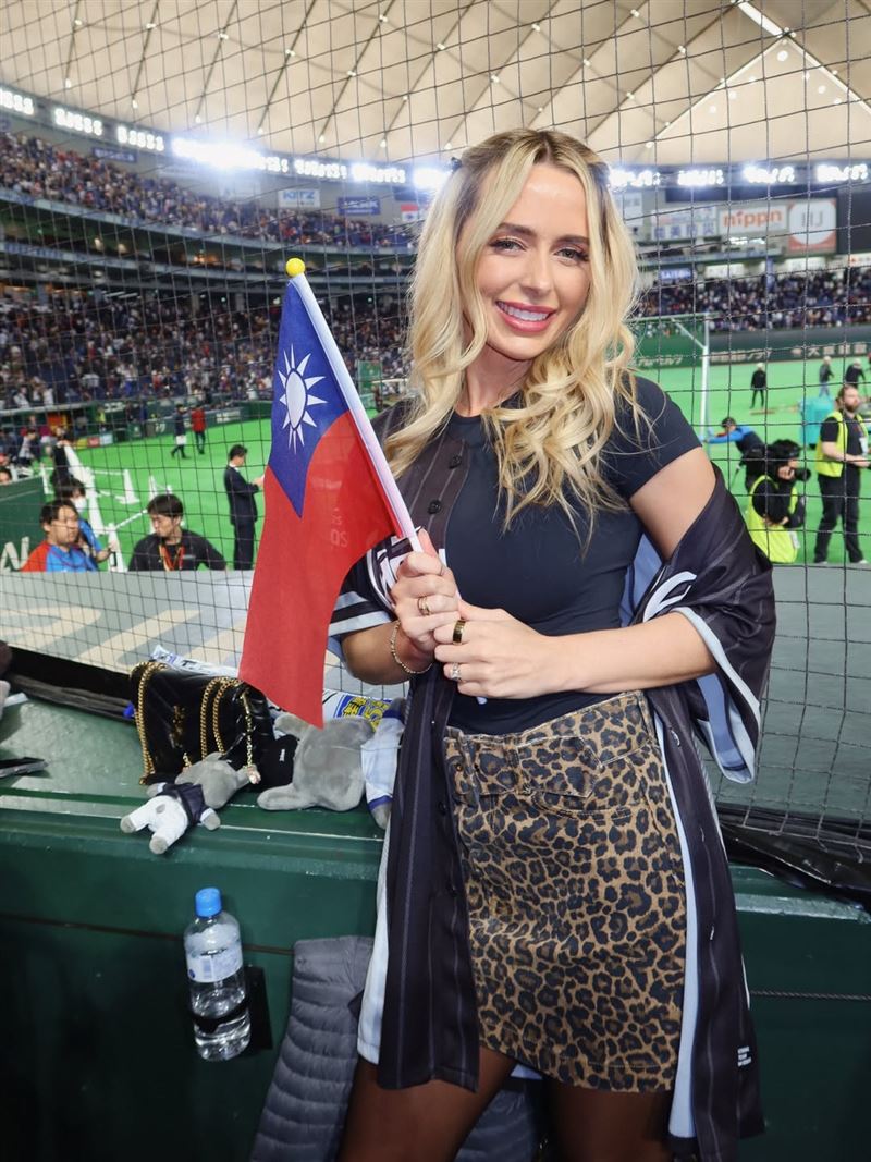 漢娜學歷跟外型都超亮眼。（圖／翻攝自Hanna Fairchild IG）