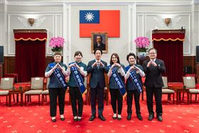 賴清德總統今（9）日接見「第28屆全國商店傑出店長」。(圖/總統府提供)