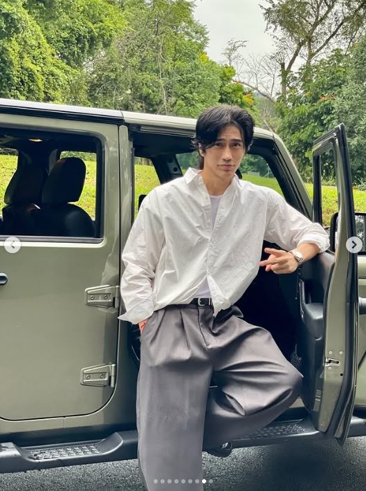 他過60歲生日看起來卻像30歲,轟動華人社會的凍齡男神陳傳多曝光12個保持年輕的關鍵秘密。(圖/翻攝自IG @chuando_chuandoandfrey)