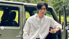 他過60歲生日看起來卻像30歲，轟動華人社會的凍齡男神陳傳多曝光12個保持年輕的關鍵秘密。（圖／翻攝自IG @chuando_chuandoandfrey、台灣尖端提供） 