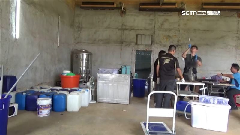 嫌犯多次更換製毒藏匿的據點嘉義梅山、民雄還有雲林東勢等多處，製毒成員多達四人還有一名販毒的共犯