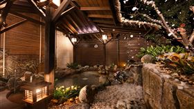 大地酒店知名的飄雪大眾風呂，讓賓客在冬春交替的季節中可盡情放鬆，體驗北投溫泉魅力。（圖／飯店旅宿業者提供）