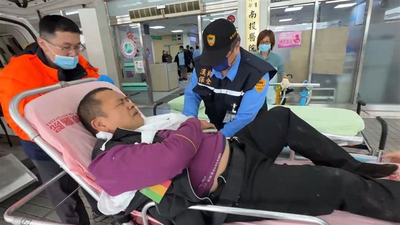 杉林溪巴士墜谷釀1死7傷　駕駛撞山壁減速