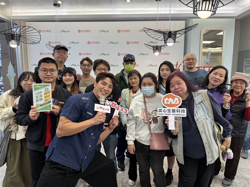 全家一日店長現場活動。（圖／奕心生醫科技提供）