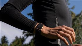 Polar Flow App支援自動偵測、路線記錄、語音指導與訓練目標設定等功能，且一次購買、零月費。（圖／品牌業者提供）