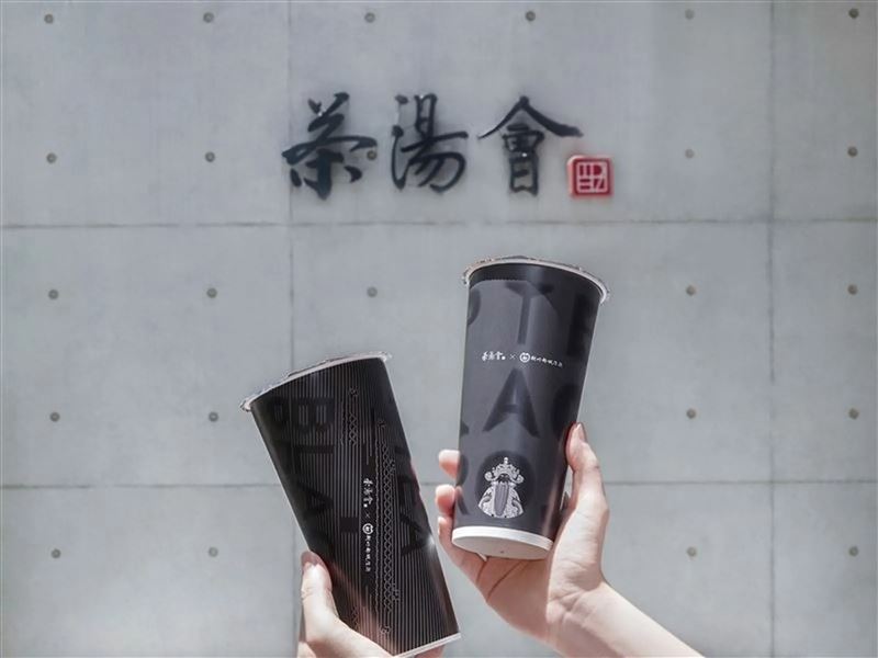 有網友發現知名老品牌茶湯會的門市，似乎一家接著一家倒，對此業者做出回應。（茶湯會提供）