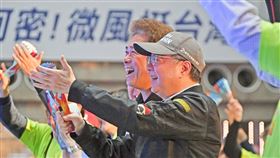 行政院長卓榮泰8日出席中華電信「全台集氣 最強應援在中華」公播活動（圖／行政院提供） 