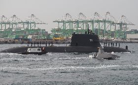 海鯤艦第5次潛航測試　奮進魔鬼魚號陪
