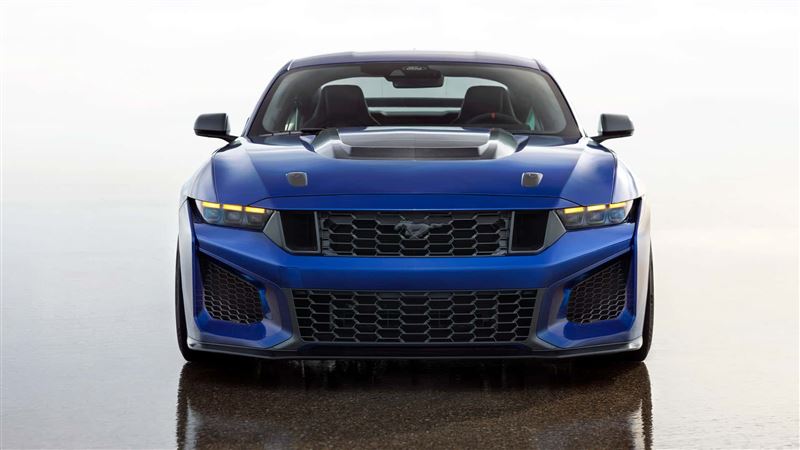 福特野馬Dark Horse SC基本款起價約新台幣330萬左右(103,490美元)。(圖/翻攝Ford網站)