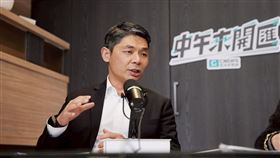 前國民黨立委許毓仁接受節目《中午來開匯》專訪。（圖／《CNEWS匯流新聞網》提供） 
