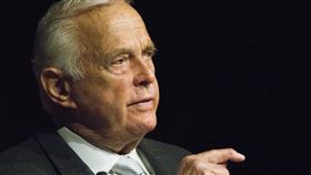 揭露美國前總統尼克森的白宮助理巴特菲爾德以99歲高齡辭世。（圖／翻攝維基百科）