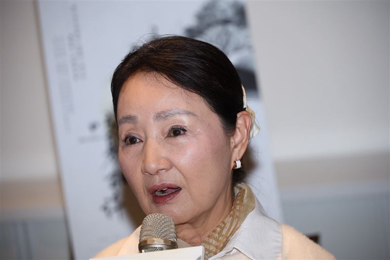 鮑正芳遺憾談斷聯的女兒。（圖／記者鄭孟晃攝影）