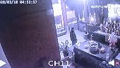 莽男強闖3宮廟　毀香爐砸神像還撞破門