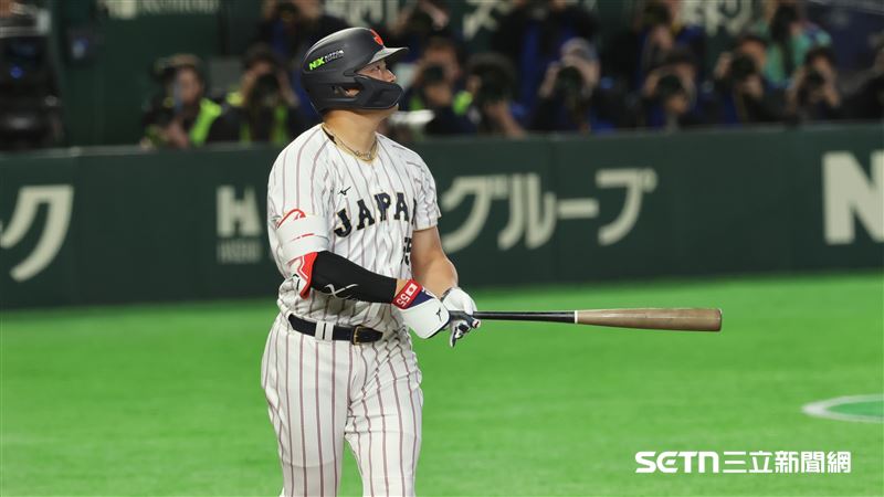 WBC捷日戰,日本隊一壘手村上宗隆炸裂滿貫砲。(圖/特派記者劉彥池攝影)