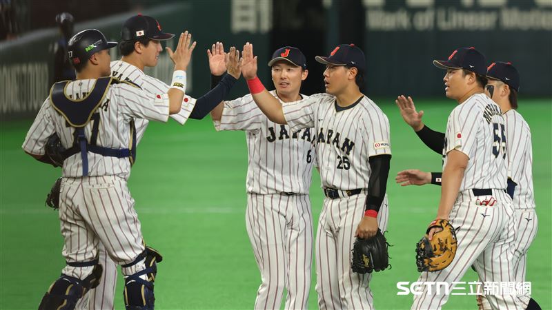 WBC捷日戰,日本隊9:0完封捷克隊,預賽4連勝晉級複賽。(圖/特派記者劉彥池攝影)