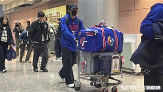 陳傑憲抵達桃園國際機場。（圖／記者戴以柔攝影）