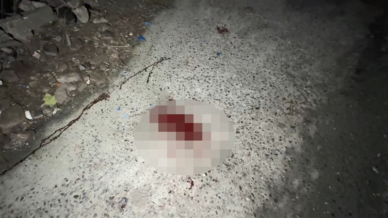 暗發現想留下血跡。（圖／翻攝畫面）